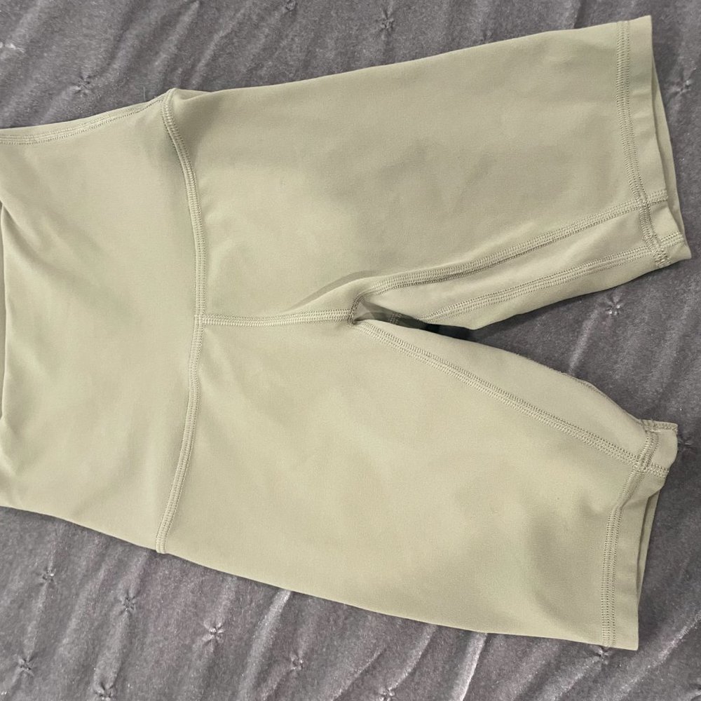 Lululemon Align High Rise Short - Picture 3 of 4